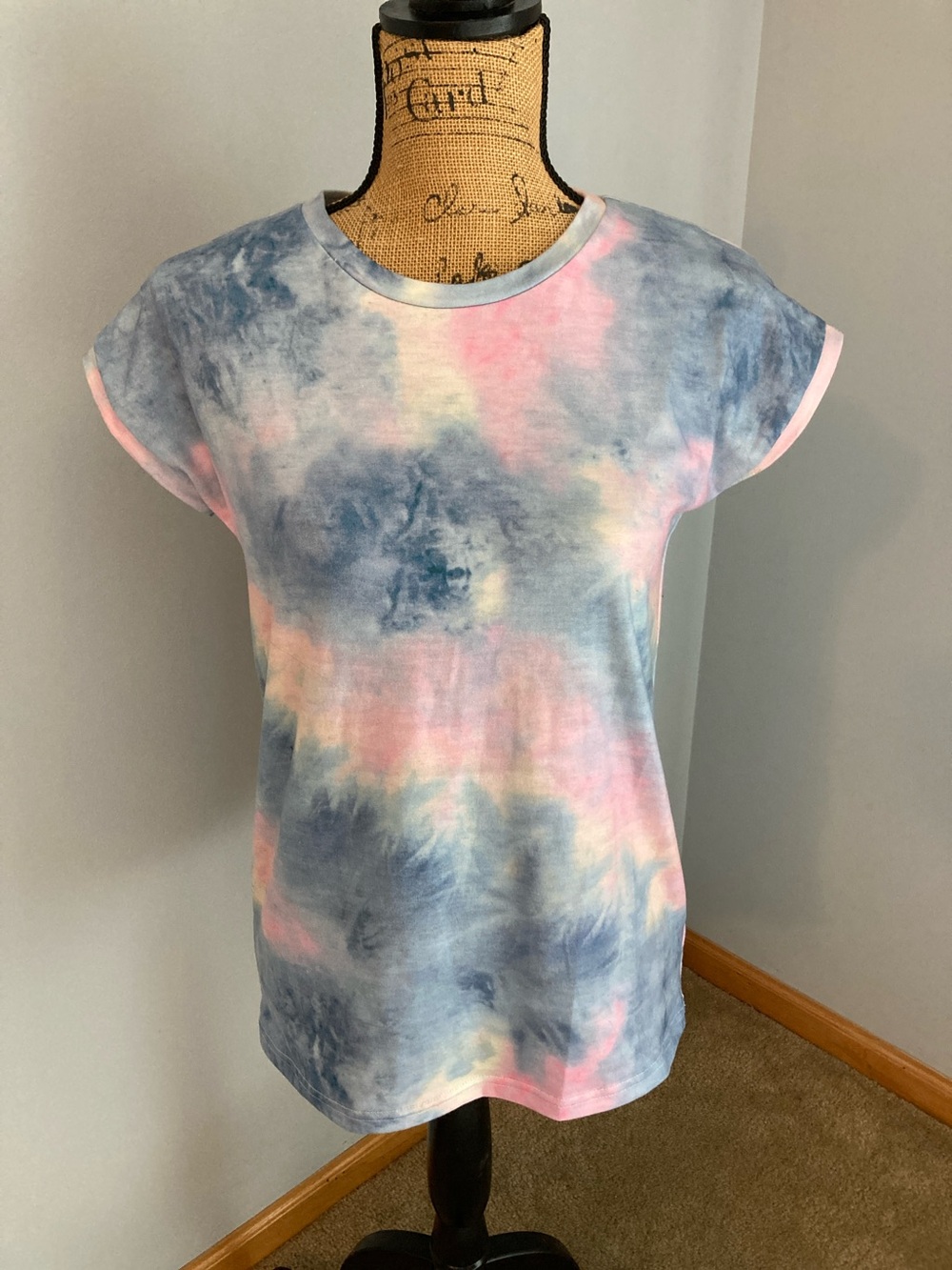 NWOT Cap Sleeve Tie-Dye Crew Tee in Pink and Blue Girls Size 160 US 12-14